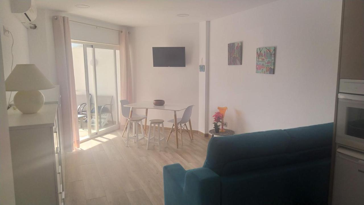 Apartamento Estudio En Chinasol Primera Linea Playa San Cristobal Almuñécar Екстериор снимка