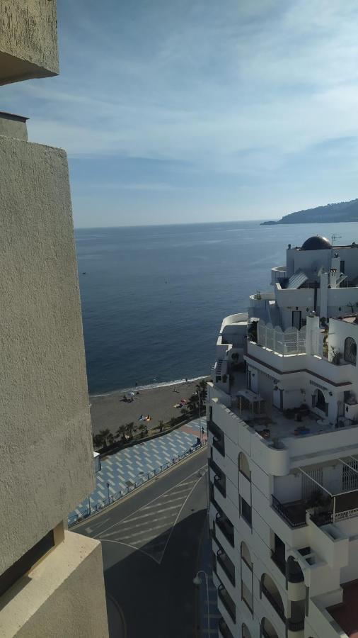 Apartamento Estudio En Chinasol Primera Linea Playa San Cristobal Almuñécar Екстериор снимка